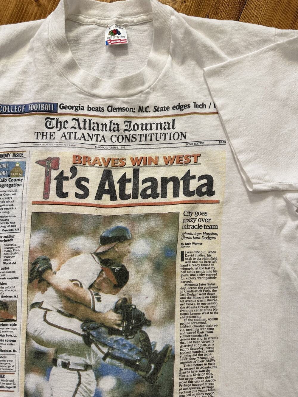 Vintage 1991 Atlanta Braves World Series Shirt Size Large USA Newspaper MLB Tee